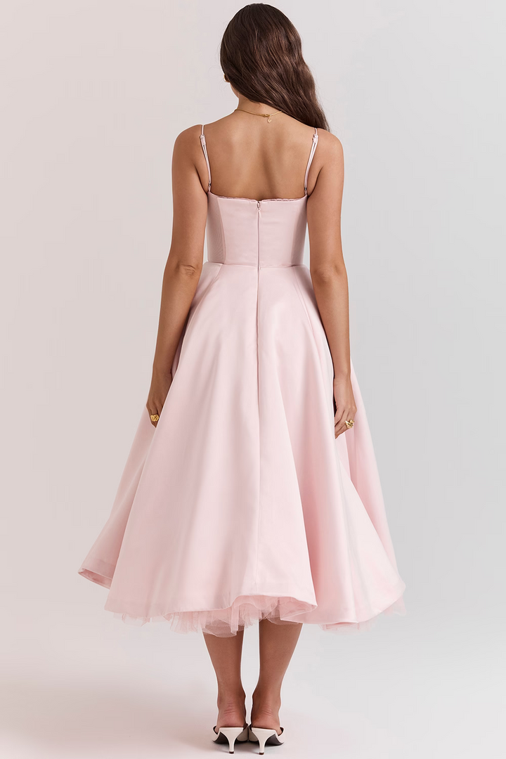 Sarah | Elegantes Schlankmachendes Kleid